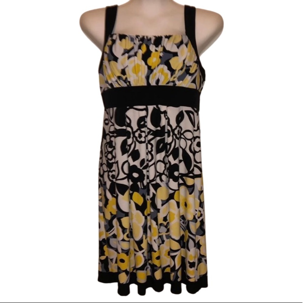 Saint Tropez West Dress Tank Padded Bust Size 12